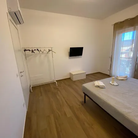 Viriamo House Roma * أسيليا