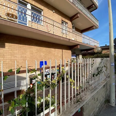 Viriamo House Roma * أسيليا